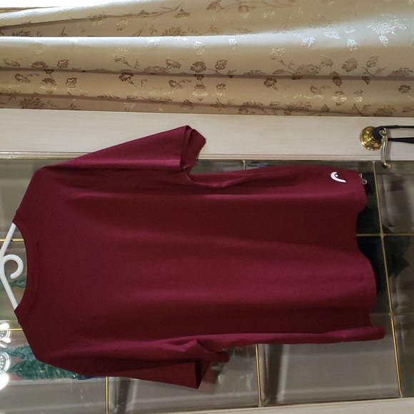 Head Men's Burgundy Short Sleeve Shirt.  Size XXL. - Picture 3 of 8